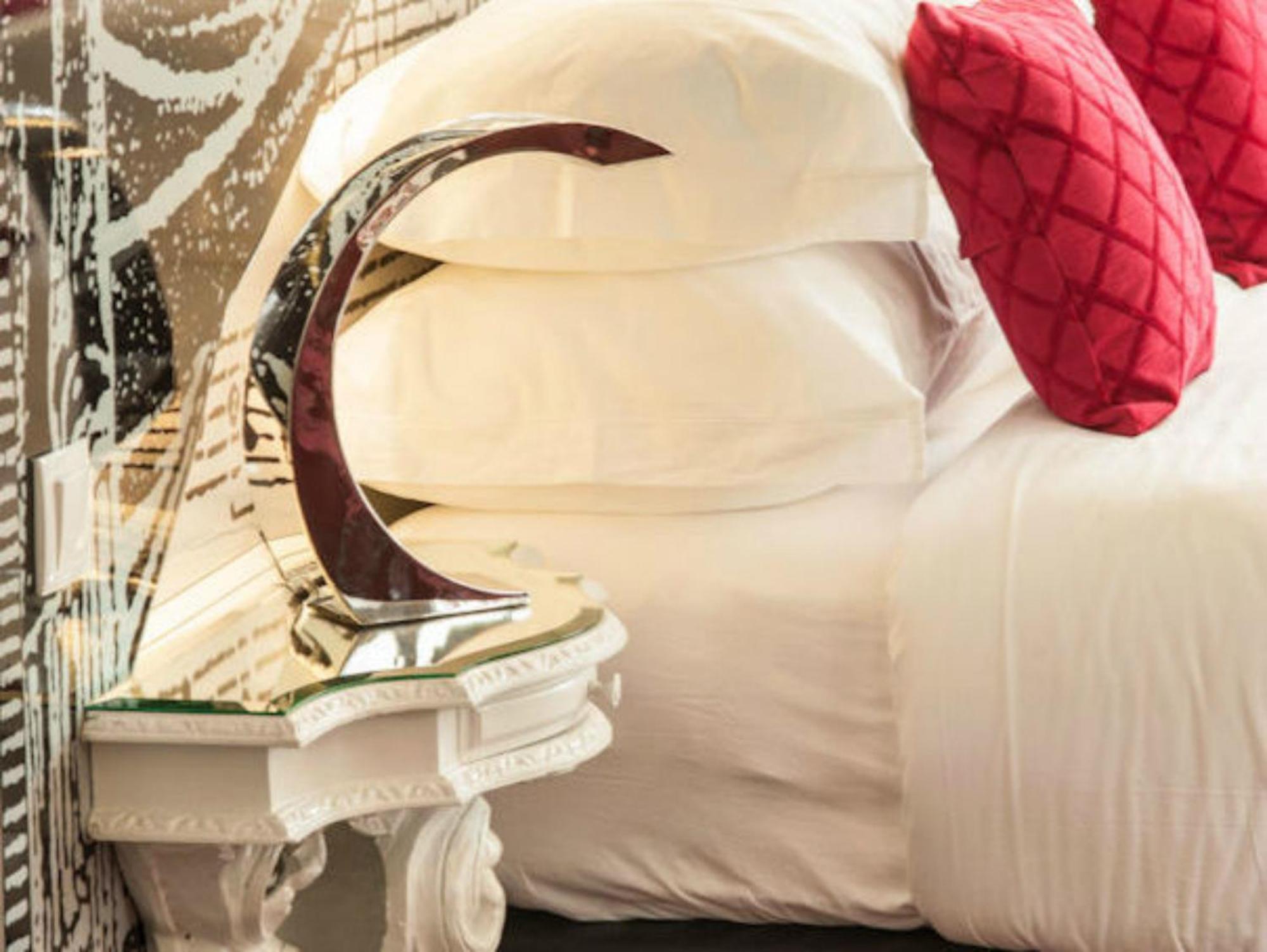 Teatro Boutique Rooms & Suites